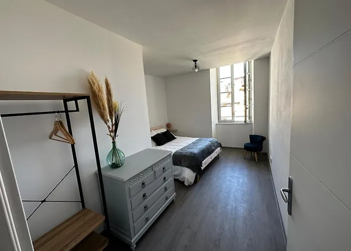 Plein Centre, Parking Jardin 4 Foix