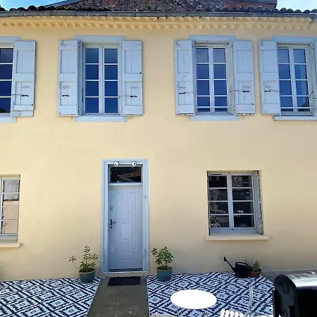 Plein Centre, Parking Jardin 4 Feriehus